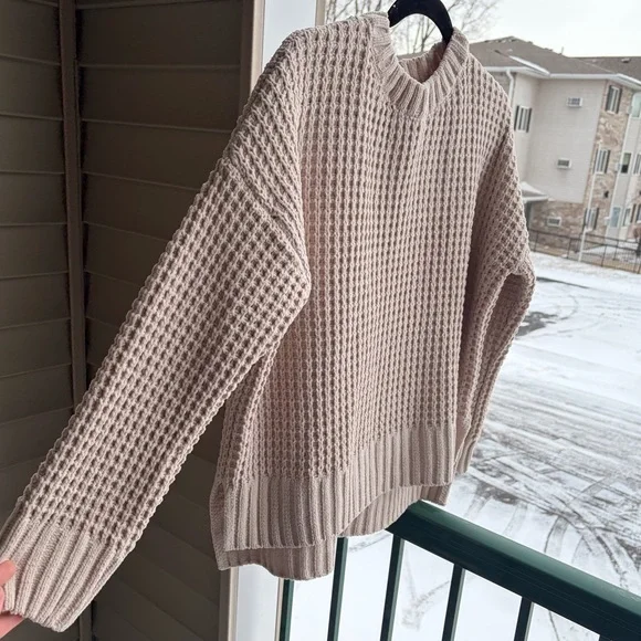 🆕 Pink Rose Blush Chenille Waffle Knit Oversized Sweater XS Cozy Ribbed Hem Chic - Picture 5 of 17